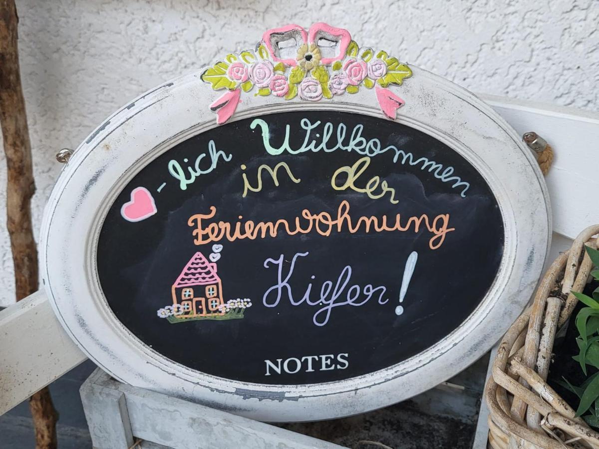 Ferienwohnung-Kiefer Hillscheid Esterno foto